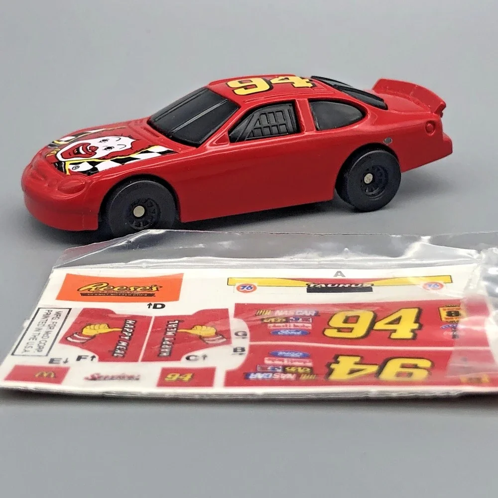 Hot Wheels 1998 McDonald's Taurus Race Car #94 w/ Sticker Sheet Red Diecast 1/64